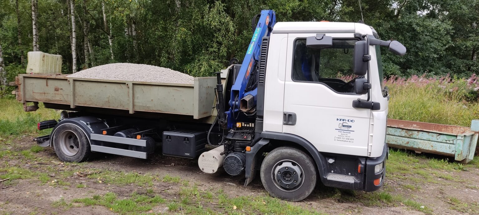 Odvoz štěrku 8/16 k zákazníkovi